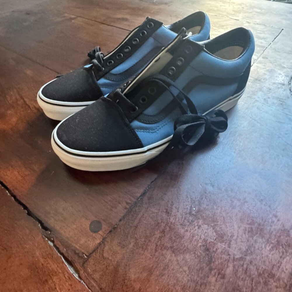 Vans Old Skool Sneakers NWT Black / Blue Men’s 10.5 Women’s 12 - Picture 5 of 6